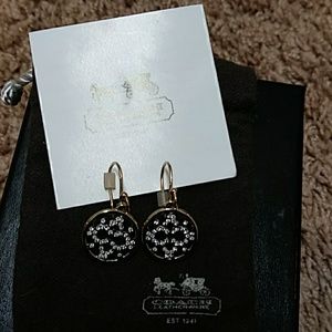 COACH EARRINGS IN GOLD WITH CRYSTALS